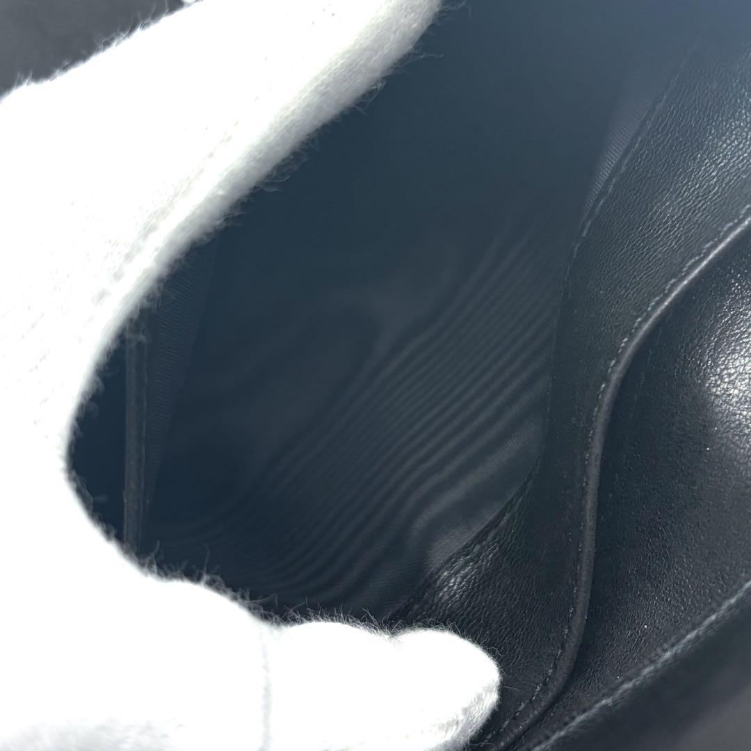 Chanel Wallet Coco Stitch Caviar Trifold — view 9