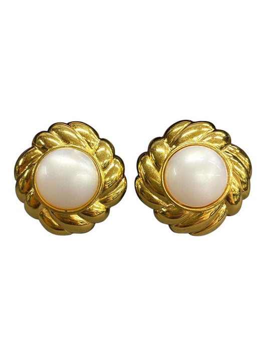 Chanel Faux Pearl Gold Earrings F_091