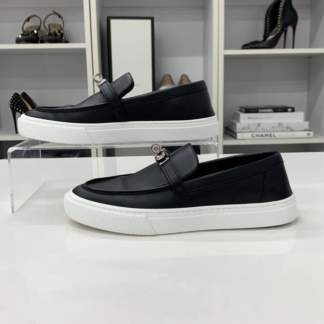 Hermes Game Leather Kelly Slip Ons Black Heel