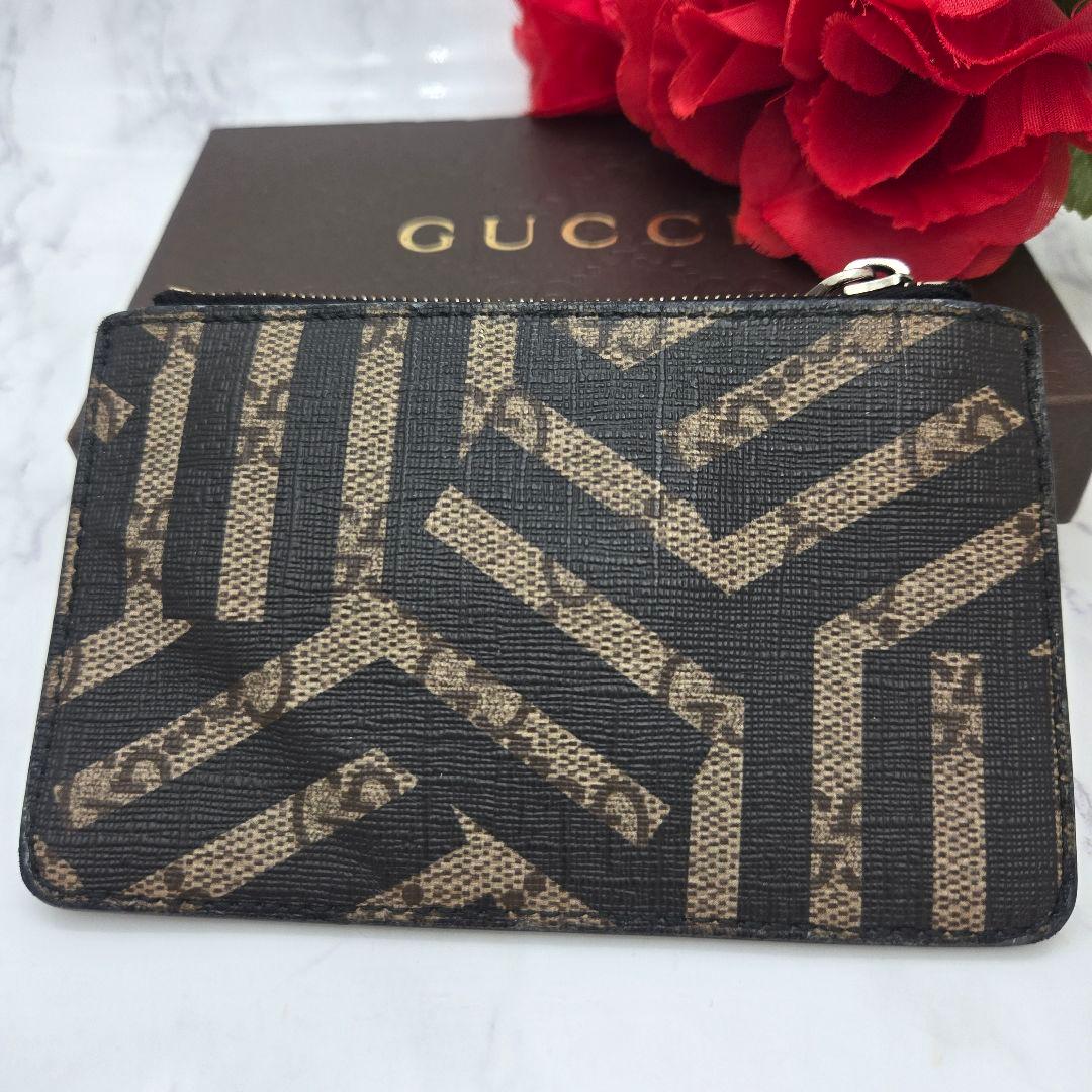 Gucci Coin Purse Wallet GG Carre — view 2