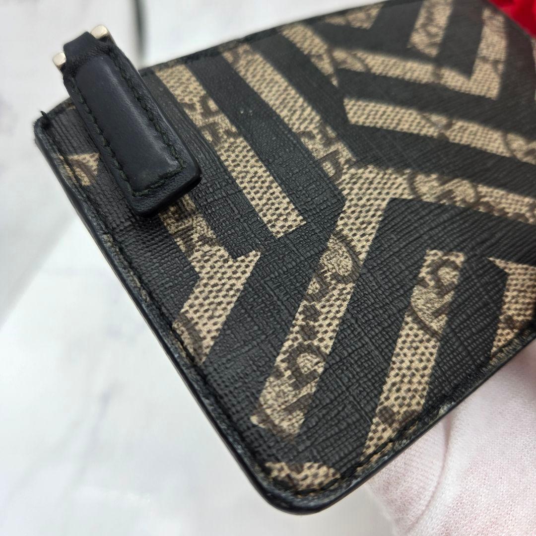 Gucci Coin Purse Wallet GG Carre — view 5