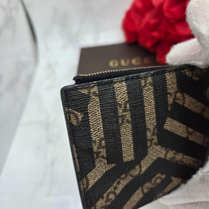 Gucci Coin Purse Wallet GG Carre — view 6