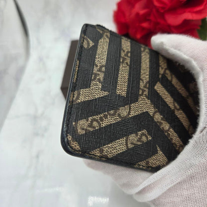 Gucci Coin Purse Wallet GG Carre — view 7