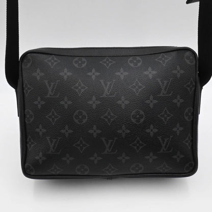 Louis Vuitton Taigarama Outdoor Messenger Shoulder Bag — view 3