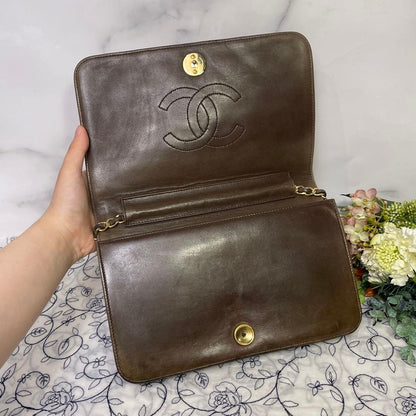 Chanel Chain Shoulder Bag Quilted Vintage — view 9