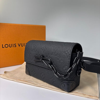 Louis Vuitton IC Shoulder Bag Taurillon Leather — view 2