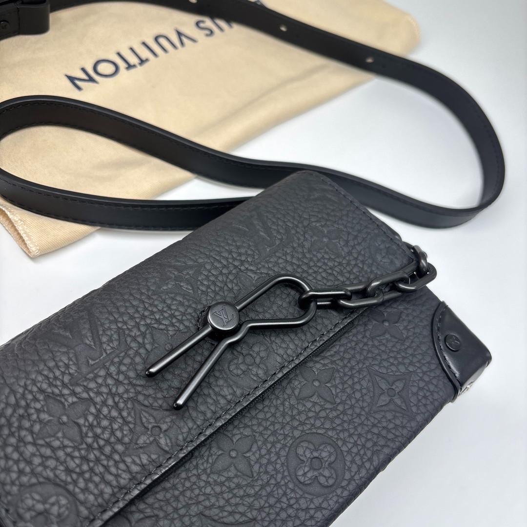 Louis Vuitton IC Shoulder Bag Taurillon Leather — view 6