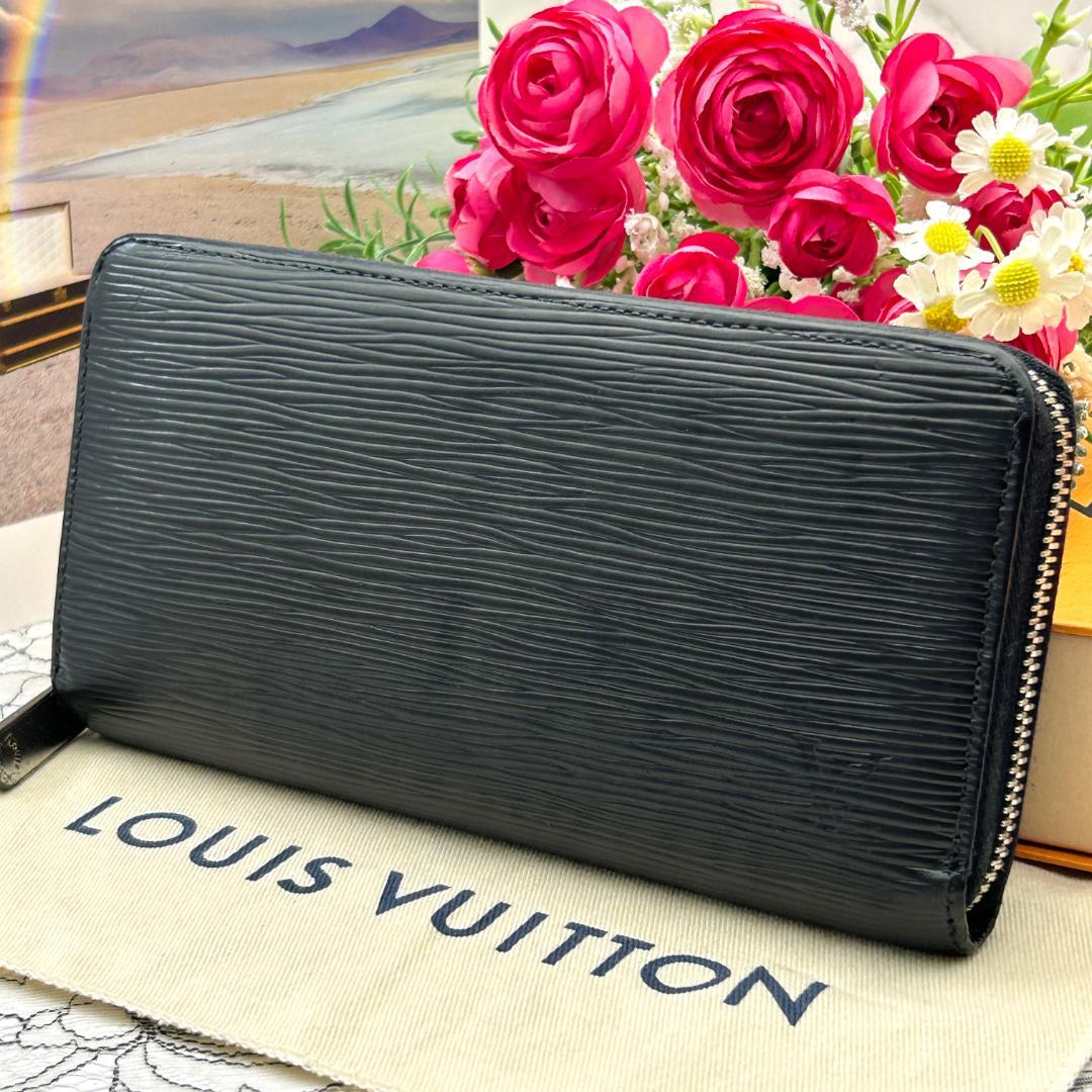 Louis Vuitton Epi Zippy Wallet Noir — view 2