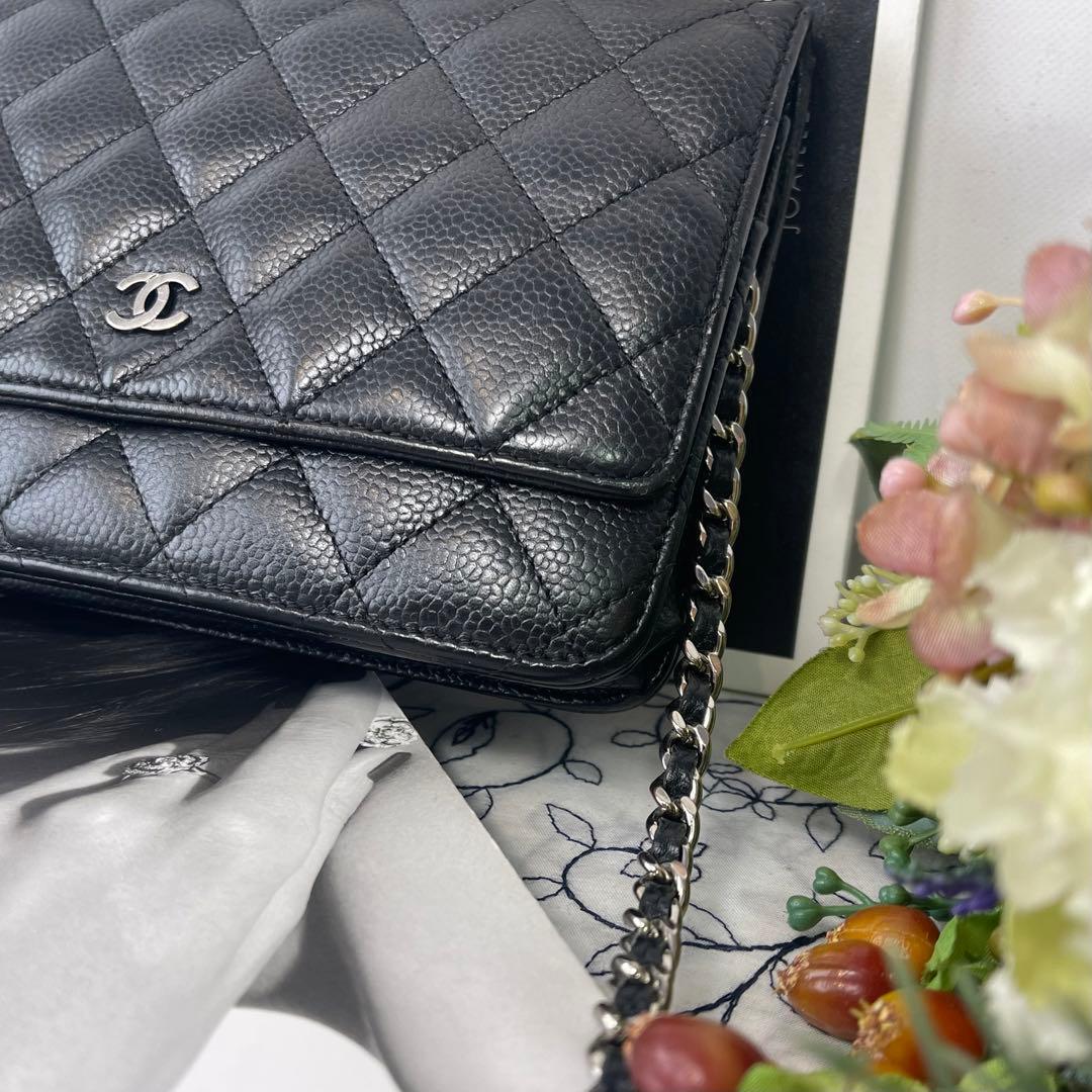 Chanel Chain Wallet Quilted Caviar Leather — view 4