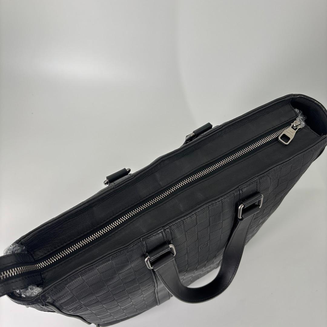 Louis Vuitton Damier Infini Tadao GM Business Tote — view 7