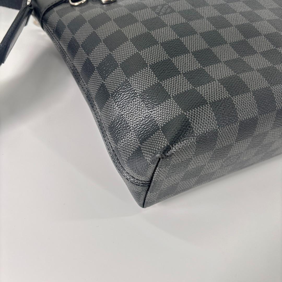 Louis Vuitton Super Damier Graphite Mick PM NM Shoulder — view 7