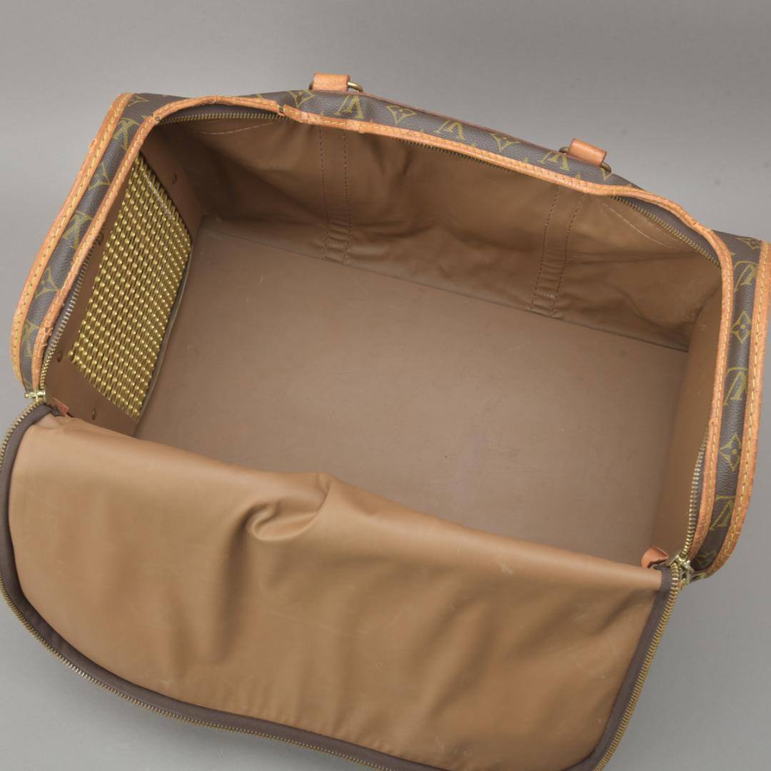 Louis Vuitton Sac Pet Travel — view 7