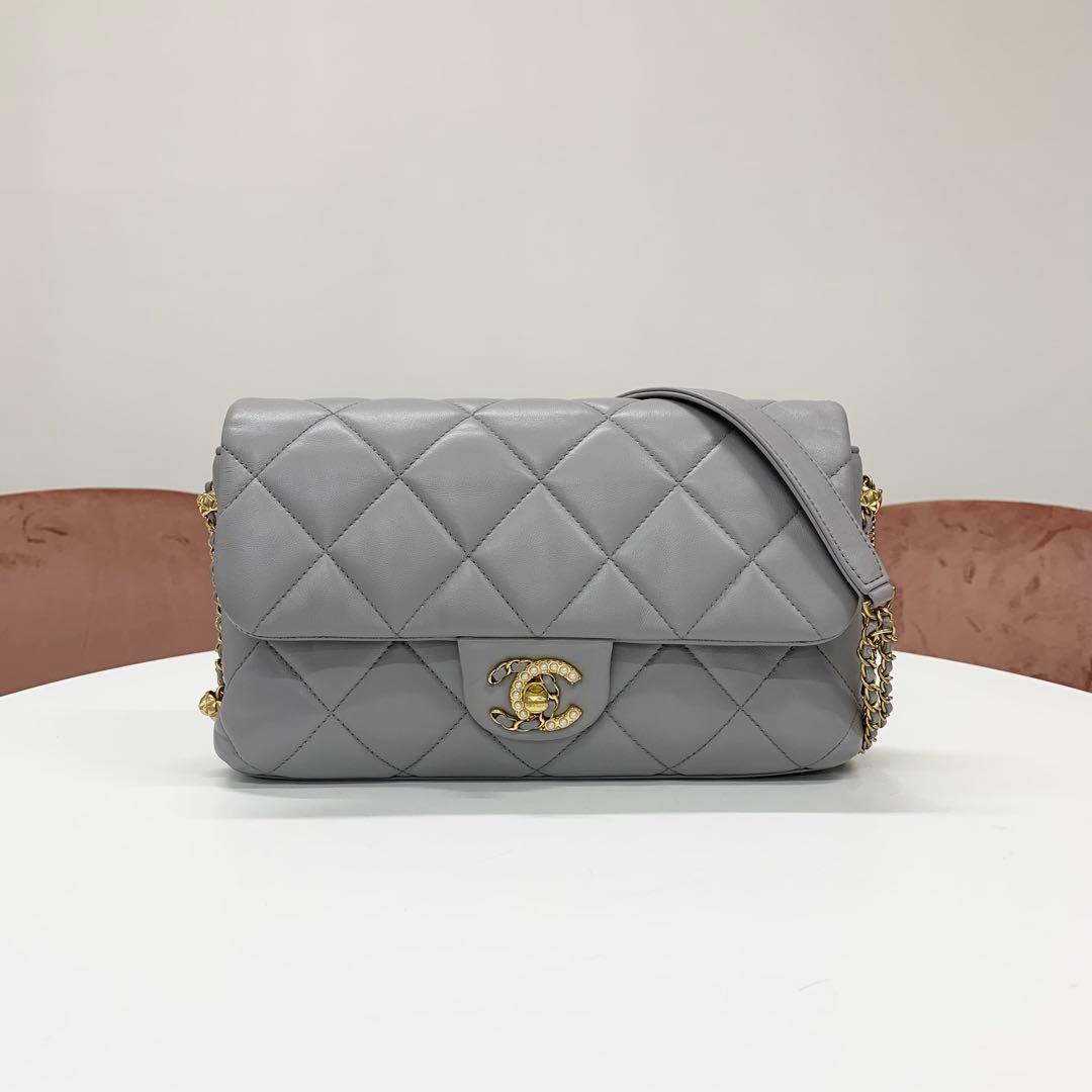 Chanel Quilted Lambskin CC Logo Pearl Turnlock Bag