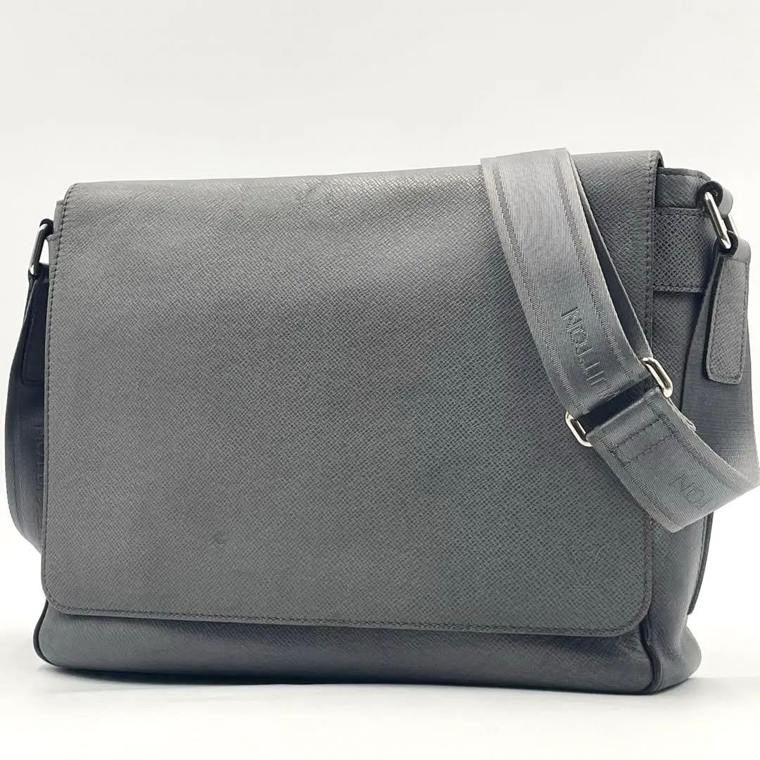 Louis Vuitton Taiga Romain MM Glacier Shoulder Bag Crossbody