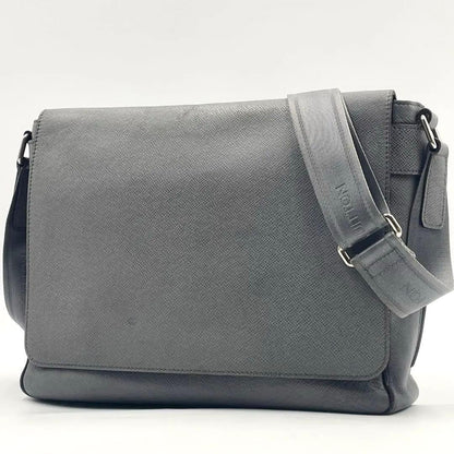 Louis Vuitton Taiga Romain MM Glacier Shoulder Bag Crossbody