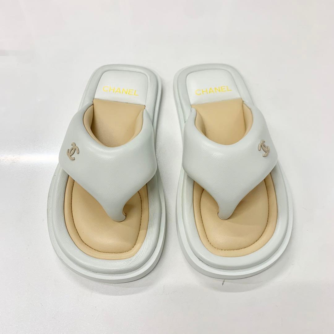 Chanel CC Logo Leather Thong Sandals White