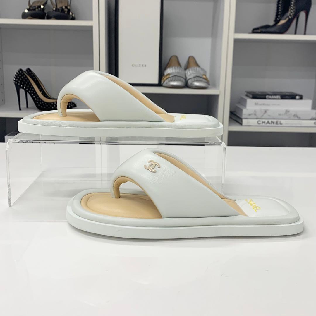 Chanel CC Logo Leather Thong Sandals White