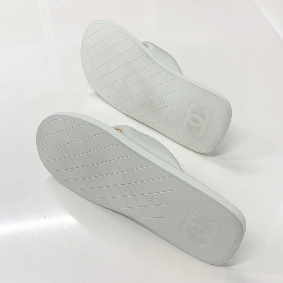 Chanel CC Logo Leather Thong Sandals White