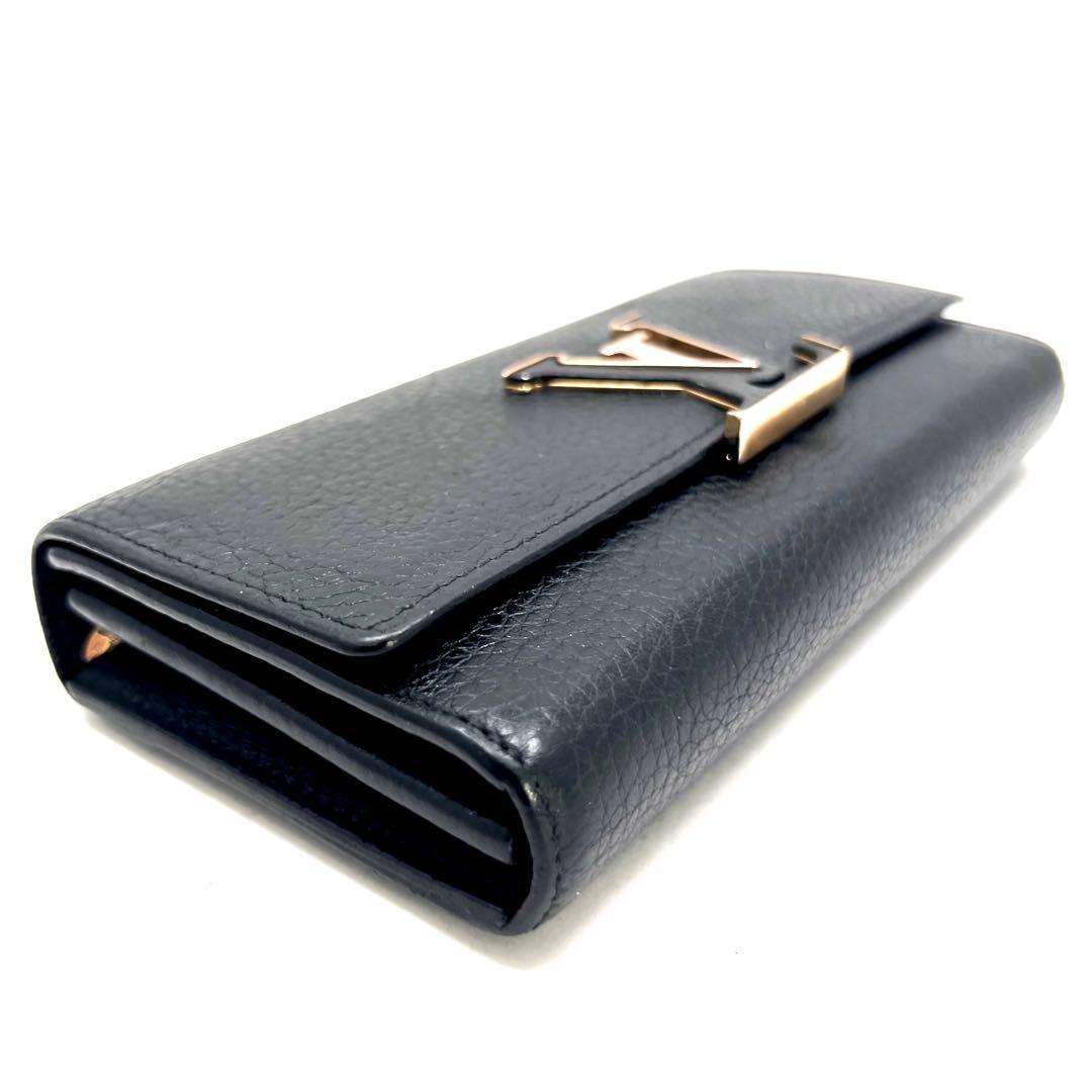 Louis Vuitton Portefeuille Capucines Noir Gold Wallet — view 6