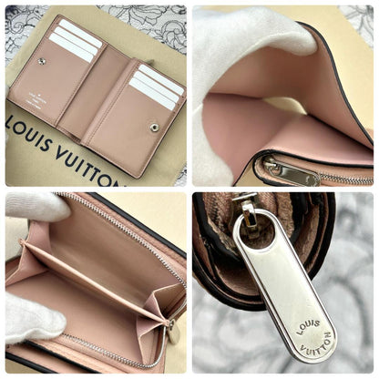 Louis Vuitton Portefeuille Clair Mahina Bifold Wallet — view 6