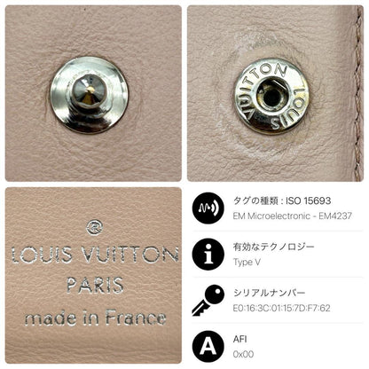 Louis Vuitton Portefeuille Clair Mahina Bifold Wallet — view 8