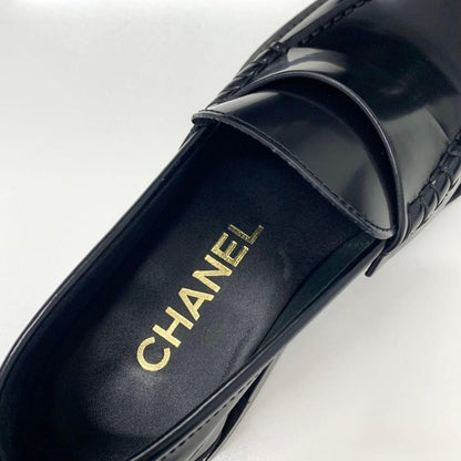 Chanel Logo Leather Loafers Black — view 7