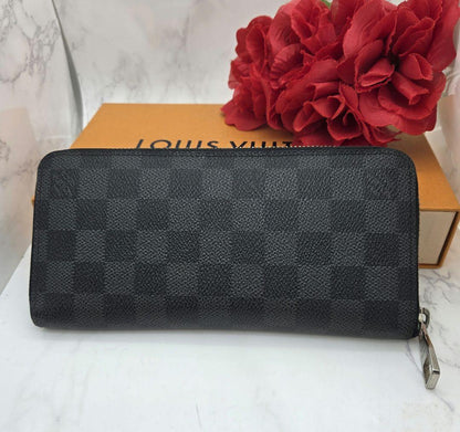 Louis Vuitton Zippy Wallet Damier Graphite — view 2