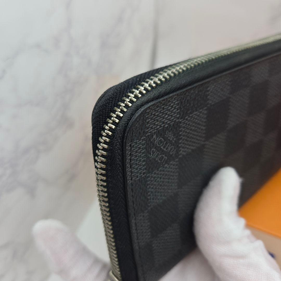 Louis Vuitton Zippy Wallet Damier Graphite — view 7