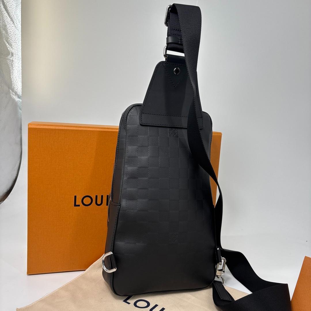 Louis Vuitton Damier Infini Avenue Sling Bag Black — view 5