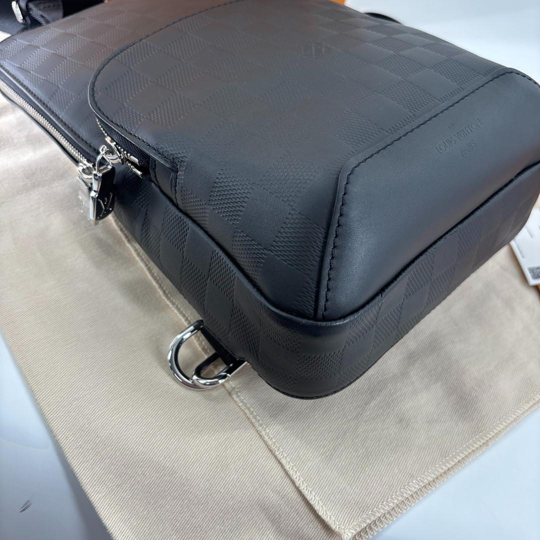 Louis Vuitton Damier Infini Avenue Sling Bag Black — view 8