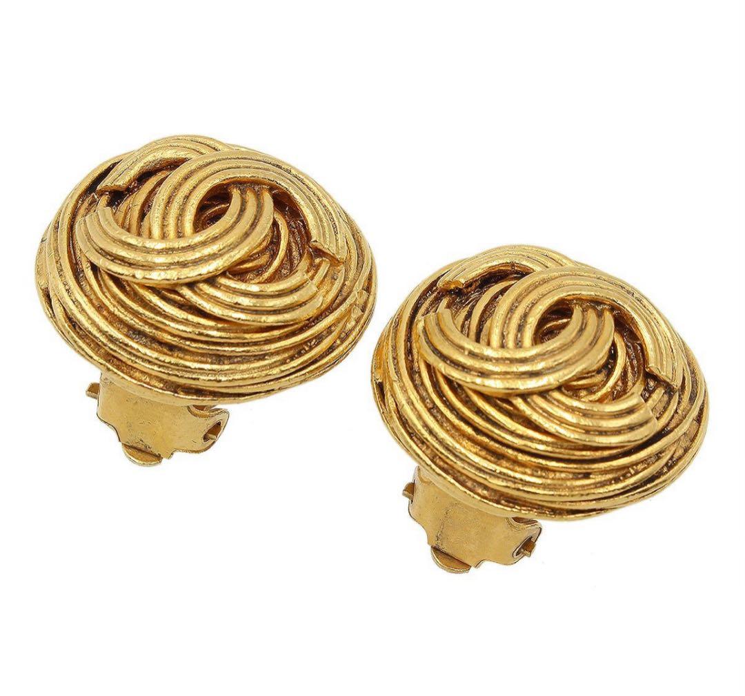 Chanel Coco Mark Round Earrings