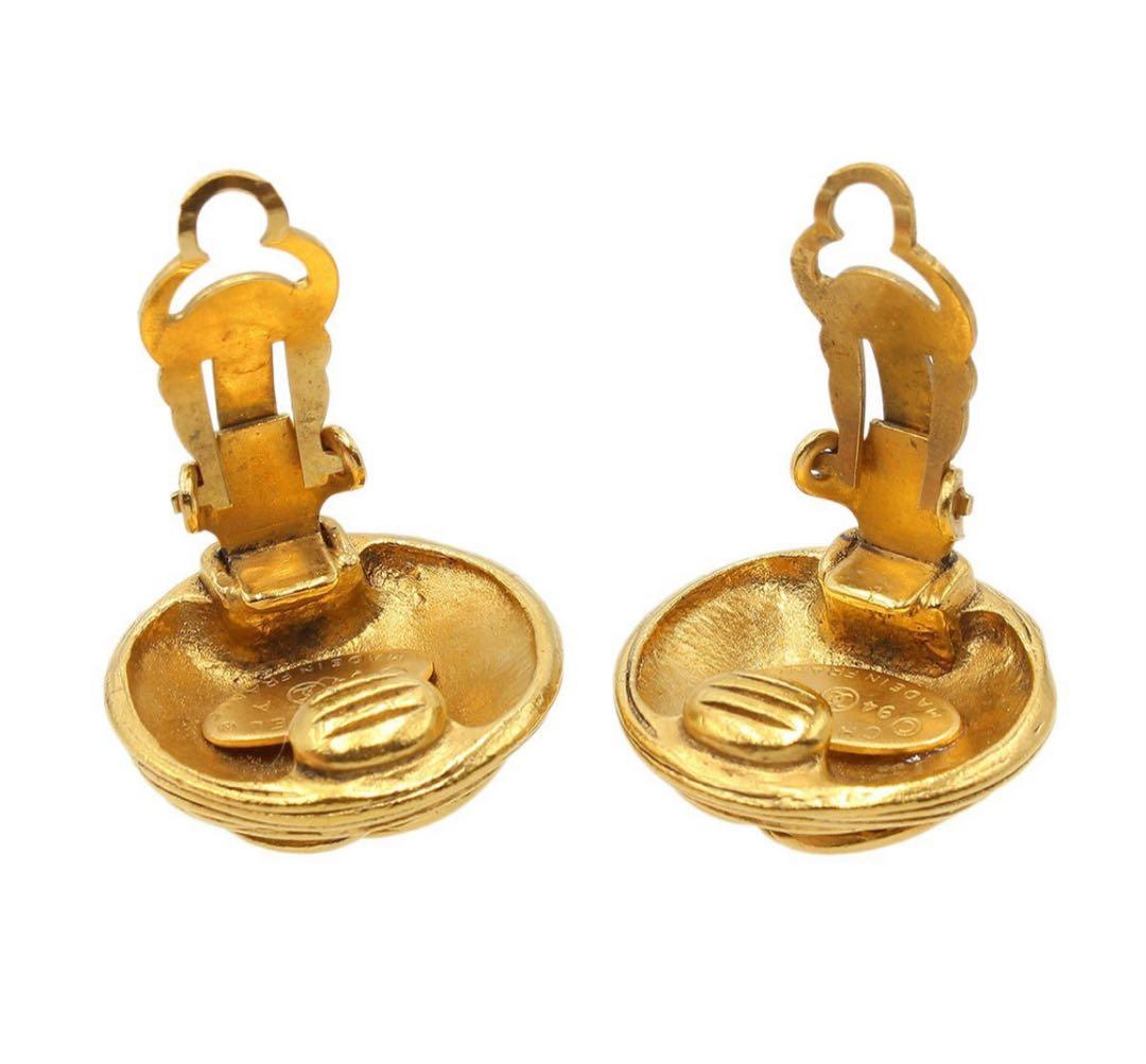 Chanel Coco Mark Round Earrings