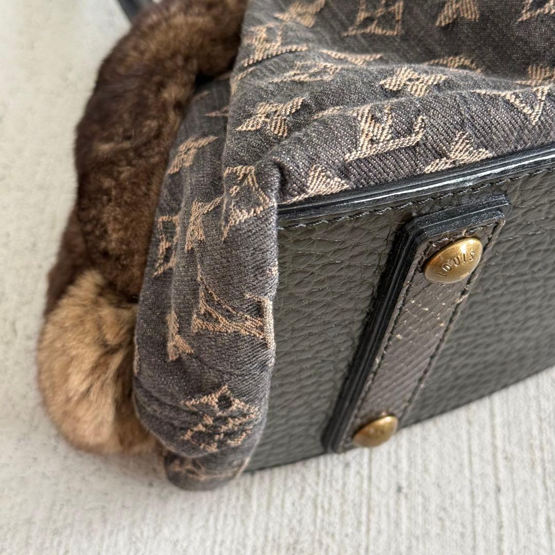 Louis Vuitton Chinchillafur Denim Hand LV Bag — view 3