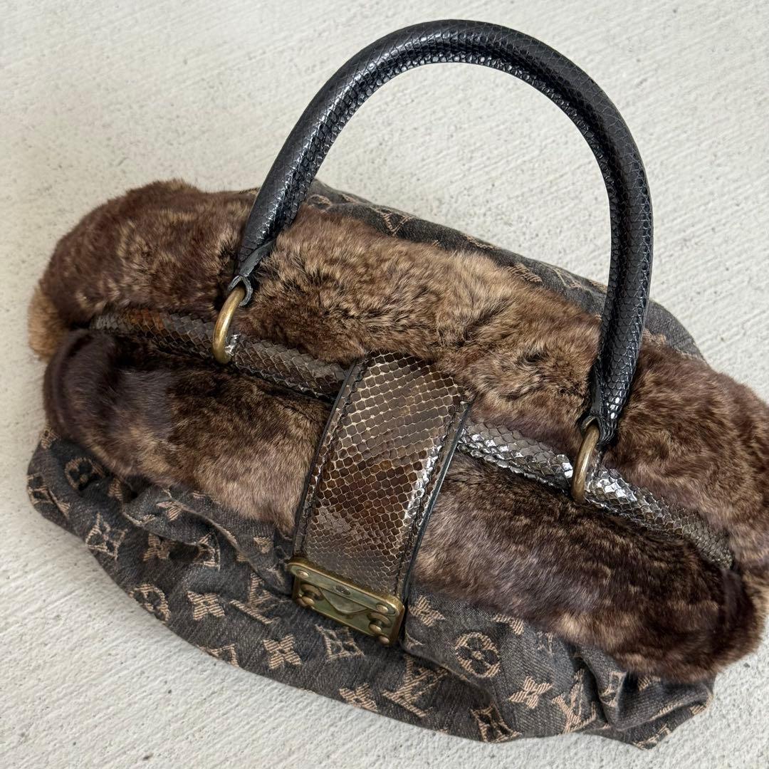 Louis Vuitton Chinchillafur Denim Hand LV Bag — view 5