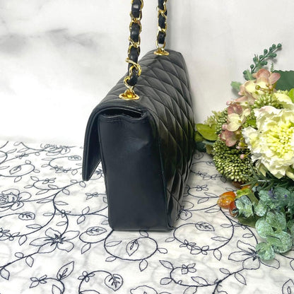 Chanel Vintage Quilted Turnlock Black Shoulder Bag — view 7