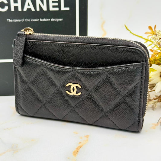 Chanel Caviar Leather Quilted Shoulder Bag