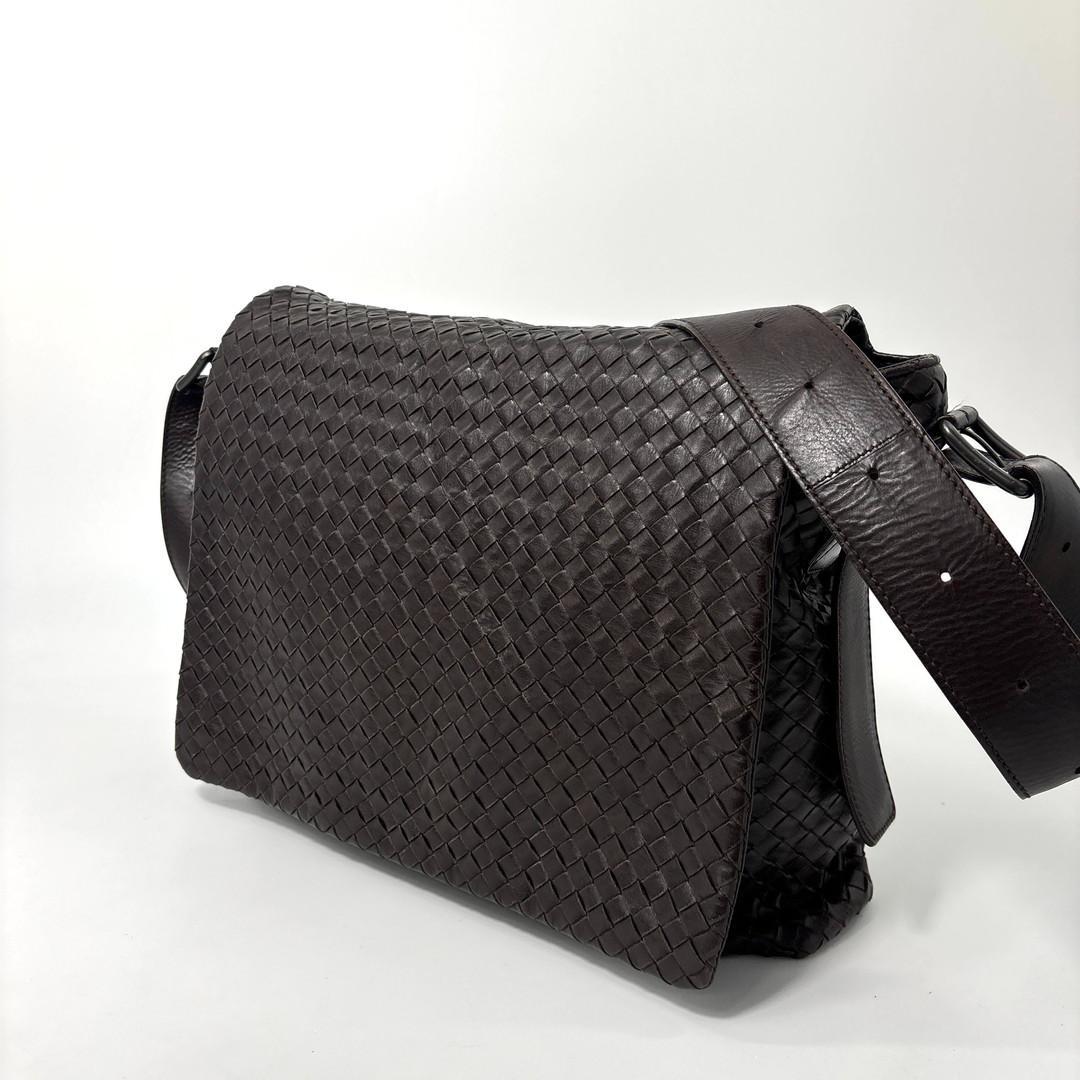 Bottega Veneta Intrecciato Shoulder Bag — view 2