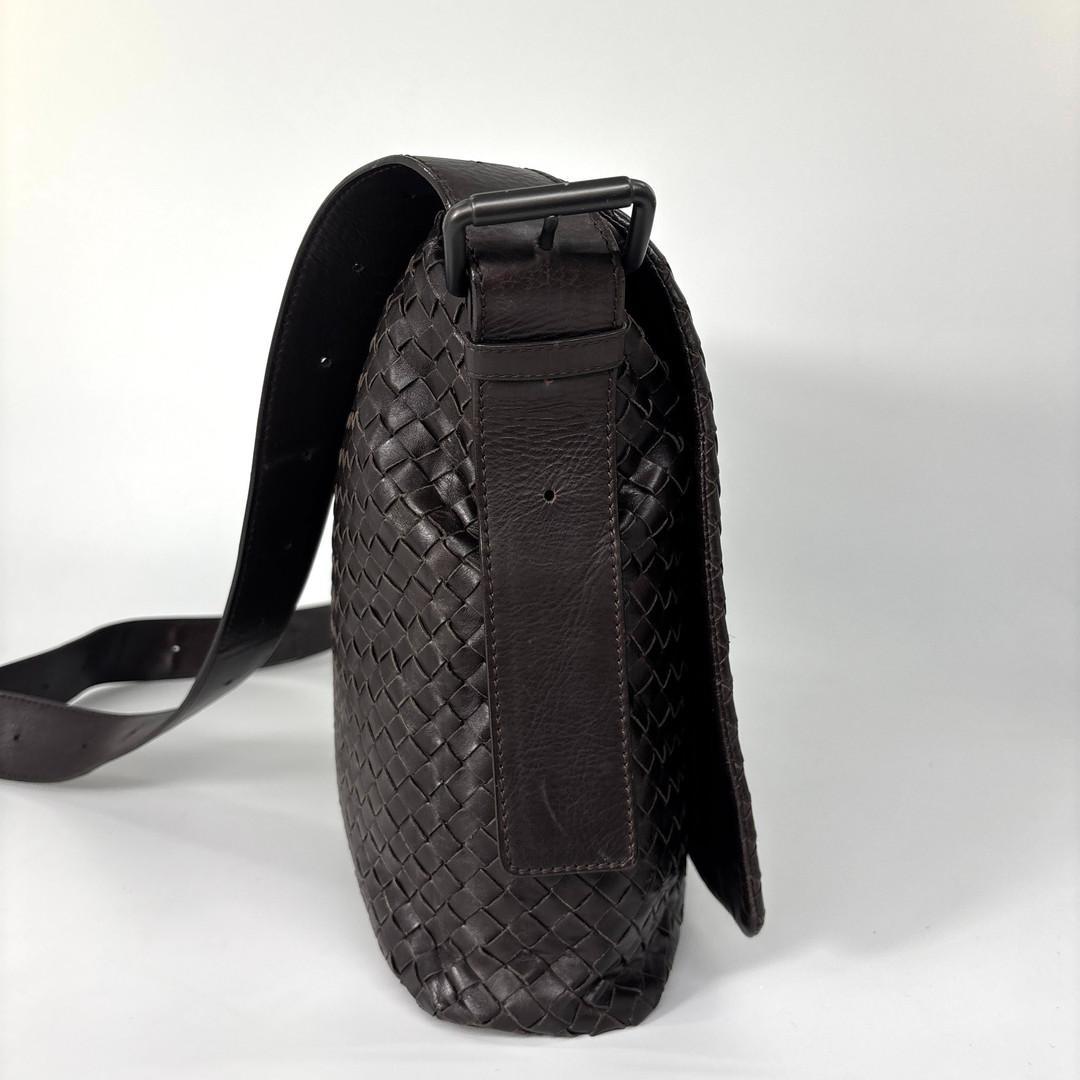 Bottega Veneta Intrecciato Shoulder Bag — view 4