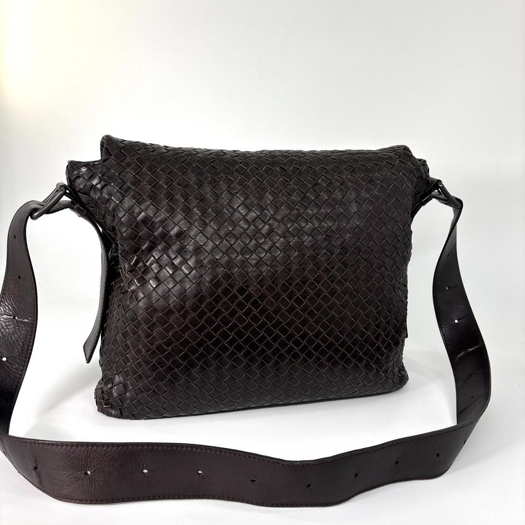 Bottega Veneta Intrecciato Shoulder Bag — view 5