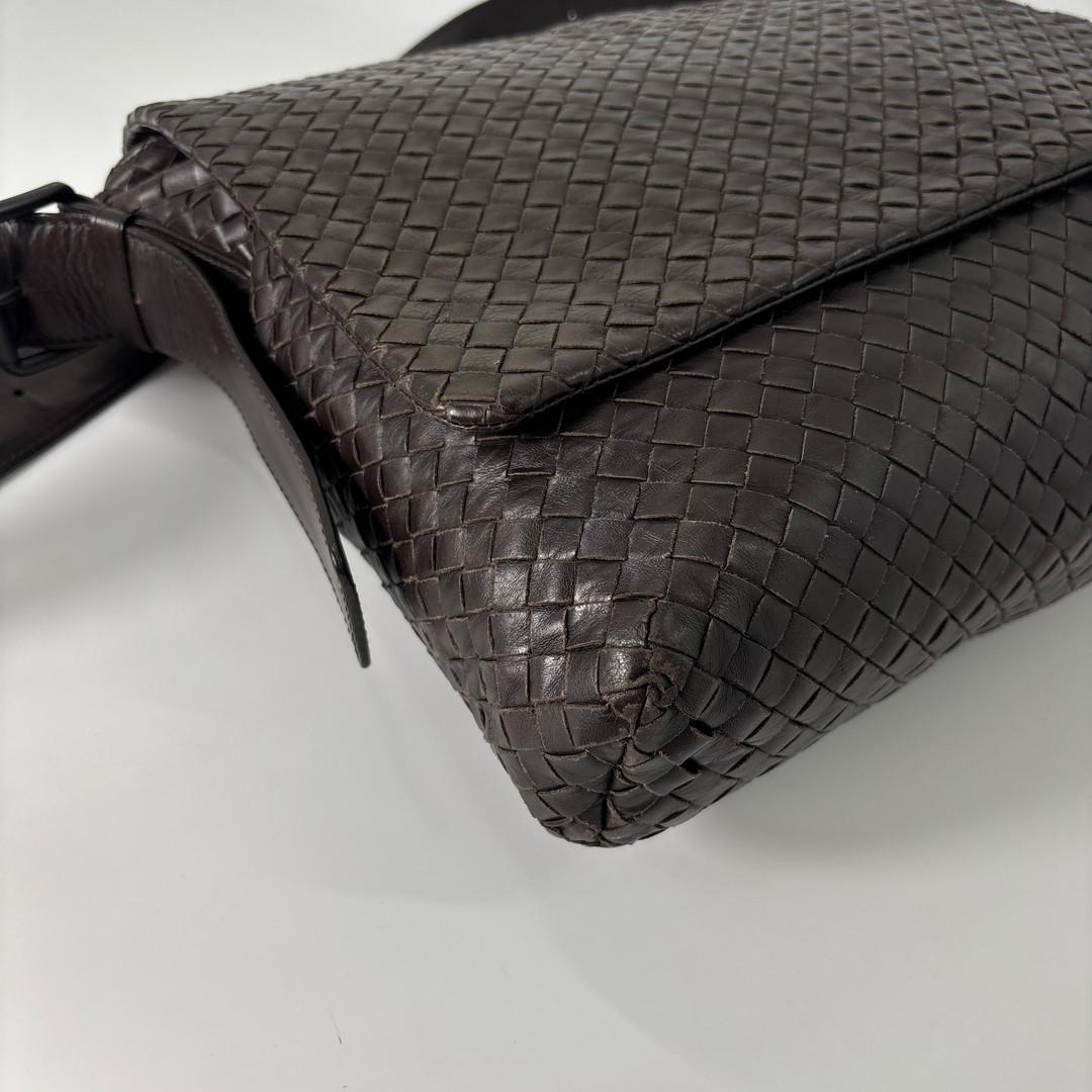 Bottega Veneta Intrecciato Shoulder Bag — view 6
