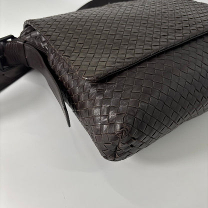 Bottega Veneta Intrecciato Shoulder Bag — view 6