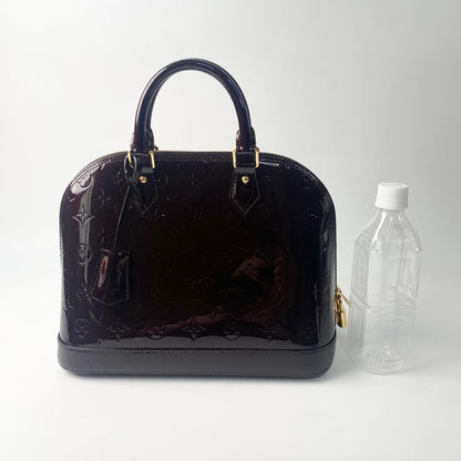 Vuitton Louis Vuitton Vernis Amarante Alma PM