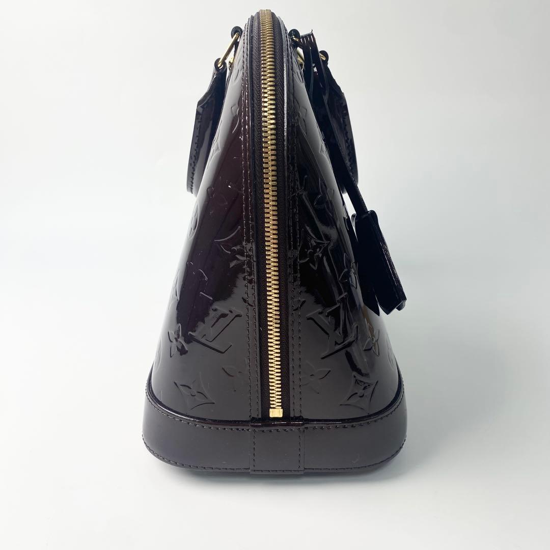 Vuitton Louis Vuitton Vernis Amarante Alma PM