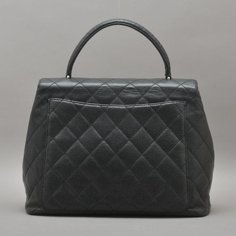 ◇chanel Matelasse Handbag In Black Caviar Skin