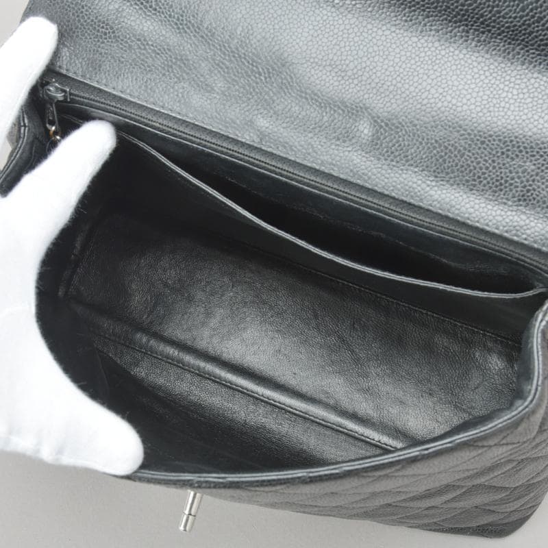 ◇chanel Matelasse Handbag In Black Caviar Skin