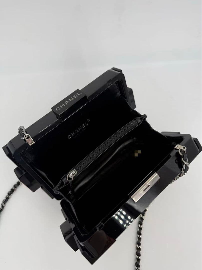 Chanel Lego Acrylic Chain Bag — view 7
