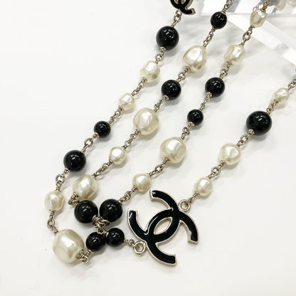 Chanel Necklace CC Logo Pearl Long Gold — view 2