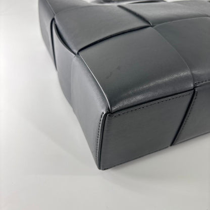 Bottega Veneta Super Maxi Intrecciato Arco Tote — view 7