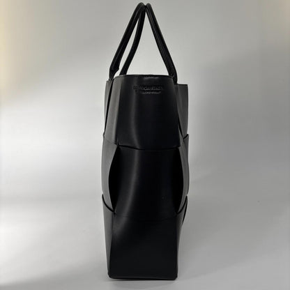 Bottega Veneta Arco Intrecciato Black Tote — view 4