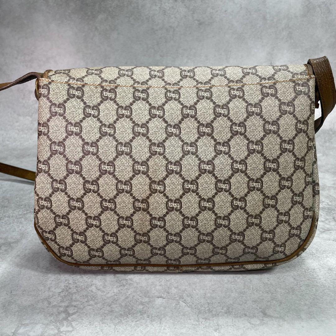 Gucci GG Shoulder Bag Brown Beige Leather Logo — view 3